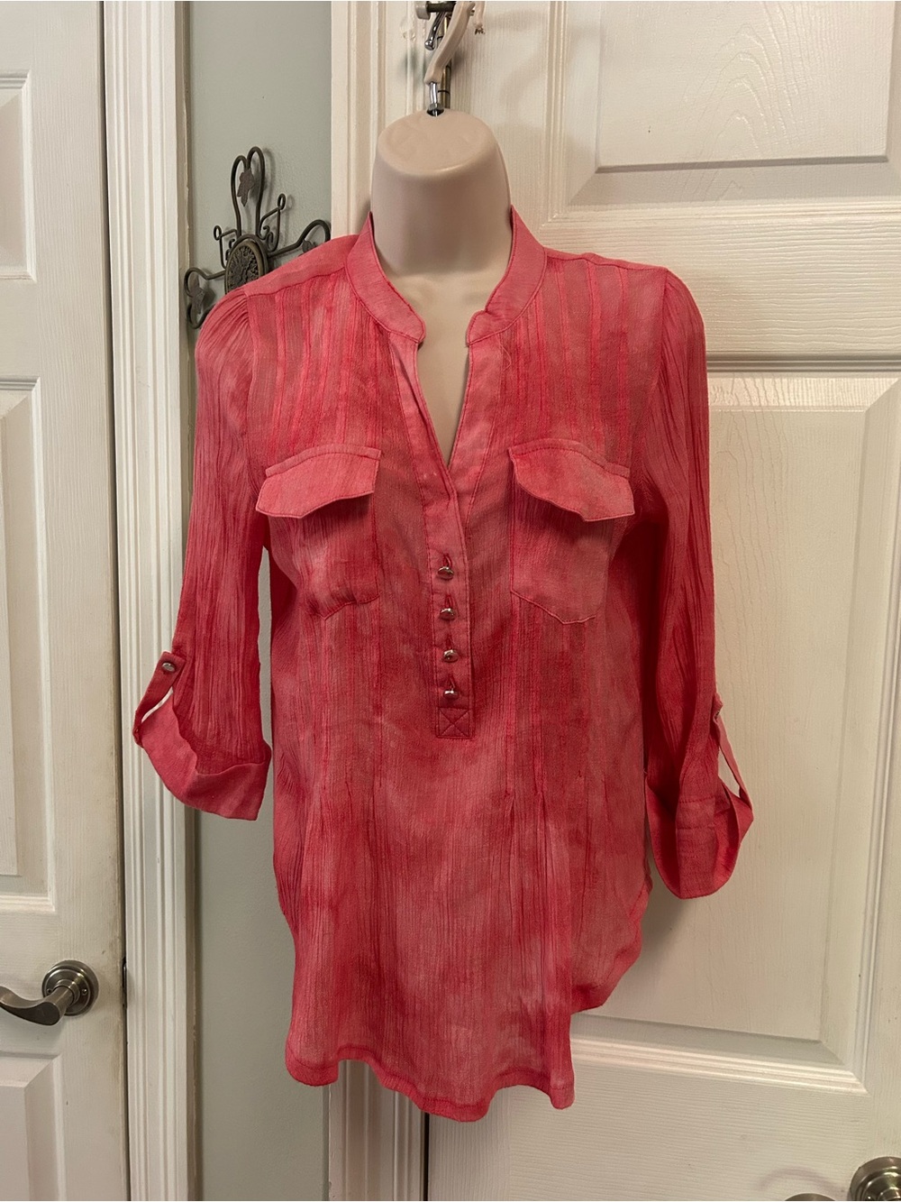 Women's Coral Button-Front Tunic Blouse Petite Subtle Tie Dye Semi Sheer Career